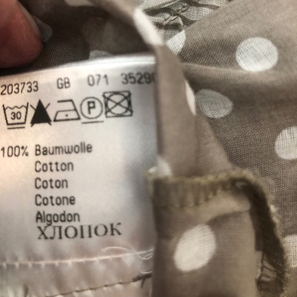 Sleeveless blouse - Picture 7 of 7